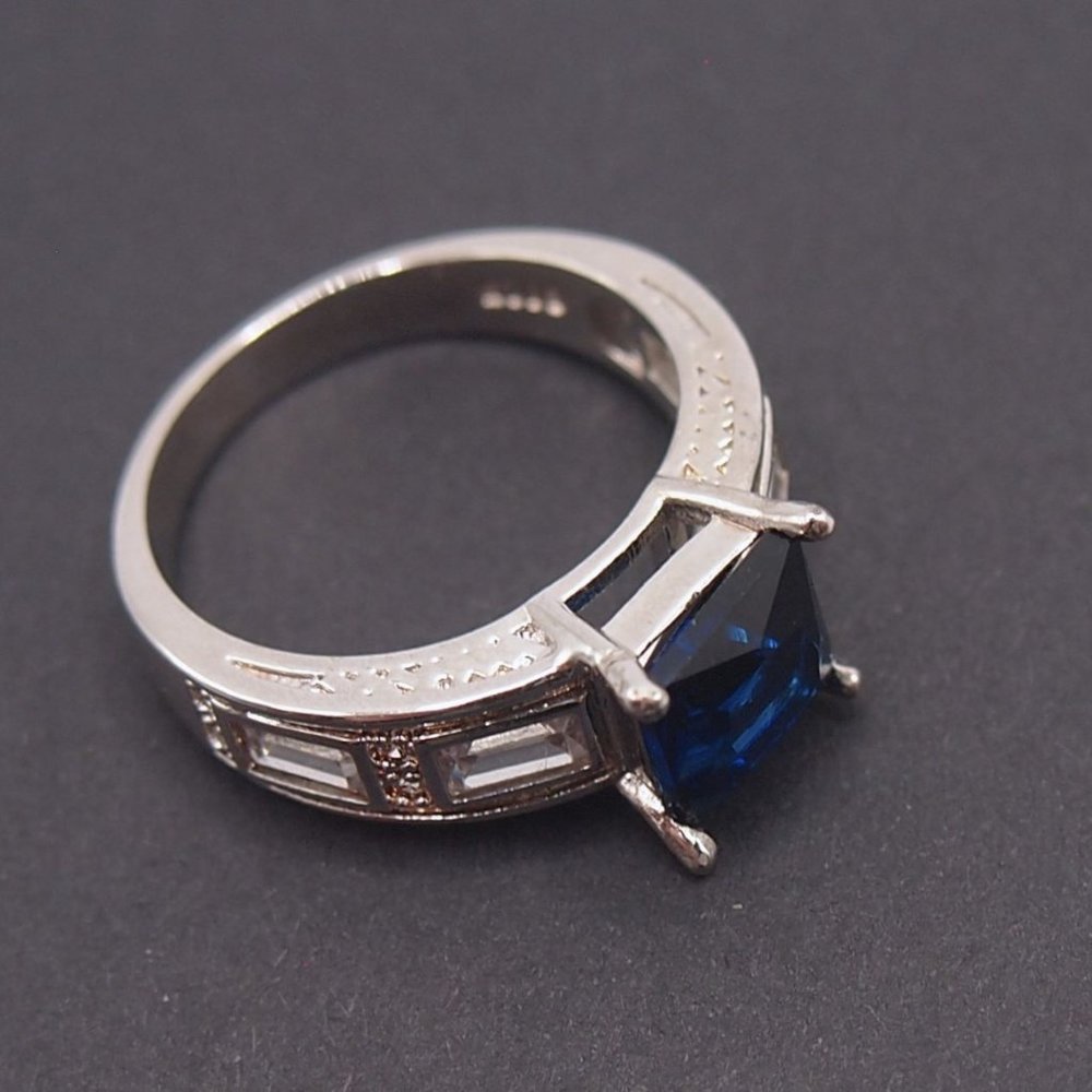 Ladies Large Blue Sapphire Princess Cut  Bridal Ring .925 Solid Sterling Silver - Picture 3 of 12